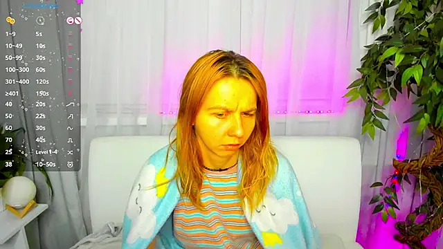 Snapshot of Bell_a_mi_ chatting on 03-08-25, 02:55 Bell a mi online show from 03-08-25, 02:55