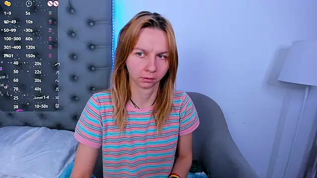 Snapshot of Bell_a_mi_ chatting on 03-09-25, 04:38 Bell a mi online show from 03-09-25, 04:38