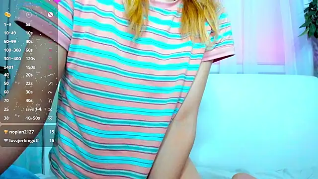 Snapshot of Bell_a_mi_ chatting on 03-12-25, 06:18 Bell a mi online show from 03-12-25, 06:18