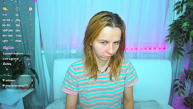 Snapshot of Bell_a_mi_ chatting on 03-13-25, 03:11 Bell a mi online show from 03-13-25, 03:11