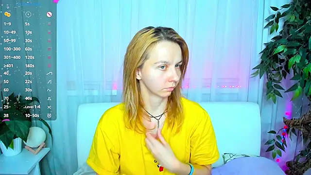 Snapshot of Bell_a_mi_ chatting on 03-15-25, 03:18 Bell a mi online show from 03-15-25, 03:18