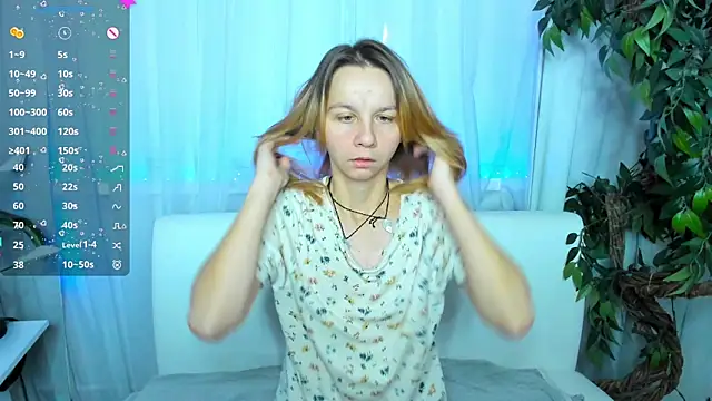 Snapshot of Bell_a_mi_ chatting on 09-15-25, 05:18 Bell a mi online show from 09-15-25, 05:18