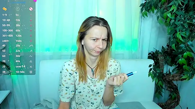 Snapshot of Bell_a_mi_ chatting on 09-21-25, 05:53 Bell a mi online show from 09-21-25, 05:53