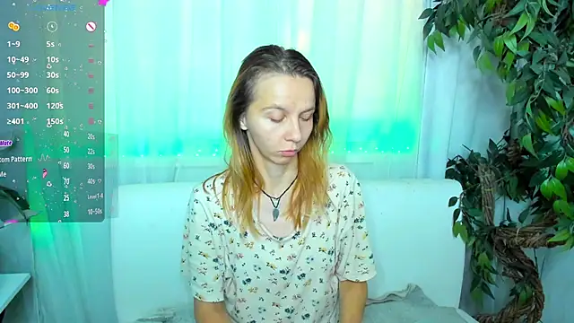 Snapshot of Bell_a_mi_ chatting on 09-22-25, 05:53 Bell a mi online show from 09-22-25, 05:53