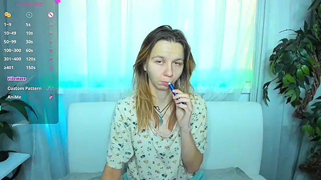 Snapshot of Bell_a_mi_ chatting on 09-30-25, 07:46 Bell a mi online show from 09-30-25, 07:46