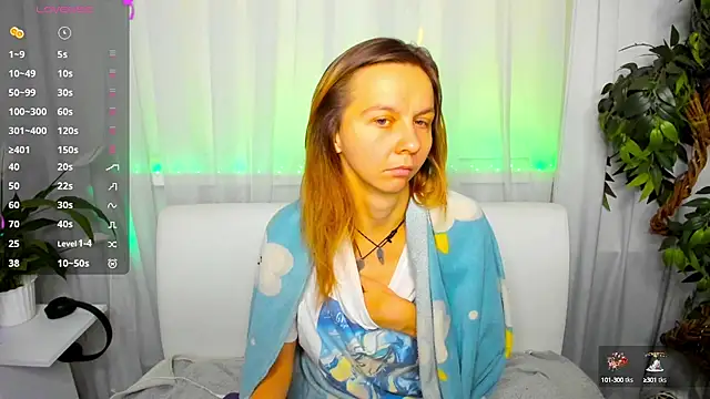 Snapshot of Bell_a_mi_ chatting on 10-12-25, 07:29 Bell a mi online show from 10-12-25, 07:29