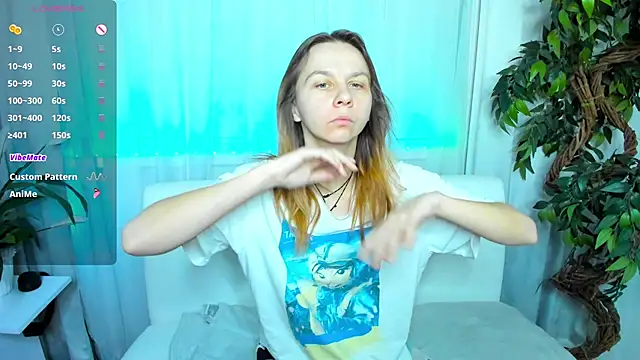 Snapshot of Bell_a_mi_ chatting on 11-27-25, 12:29 Bell a mi online show from 11-27-25, 12:29