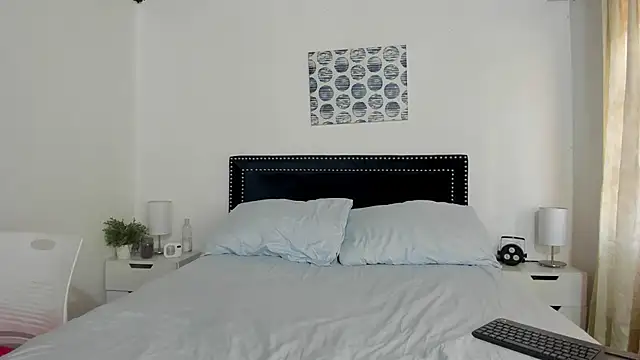 Snapshot of ZulyMichels chatting on 01-30-25, 12:27 ZulyMichels online show from 01-30-25, 12:27