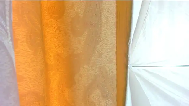 Snapshot of ZulyMichels chatting on 02-25-25, 04:53 ZulyMichels online show from 02-25-25, 04:53