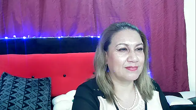 yayita mature online show from 01-06-25, 04:44