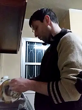 White rabbit  online show from 02-03-25, 09:29