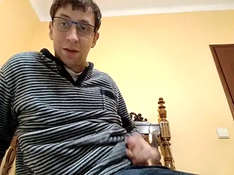 Snapshot of White_rabbit_ chatting on 02-04-26, 12:16 White rabbit online show from 02-04-26, 12:16