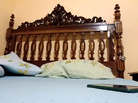 Snapshot of White_rabbit_ chatting on 02-13-26, 09:33 White rabbit online show from 02-13-26, 09:33