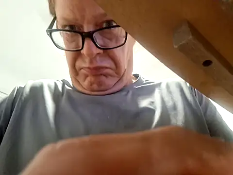 Snapshot of Razorhoof767 chatting on 10-02-25, 08:10 Razorhoof767 online show from 10-02-25, 08:10