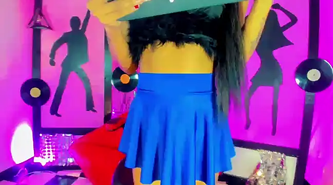 nickyminach  online show from 12-14-24, 07:36