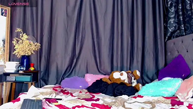 nickyminach  online show from 03-16-25, 06:53