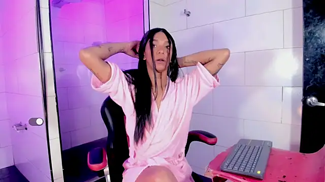 nickyminach  online show from 04-28-26, 01:05