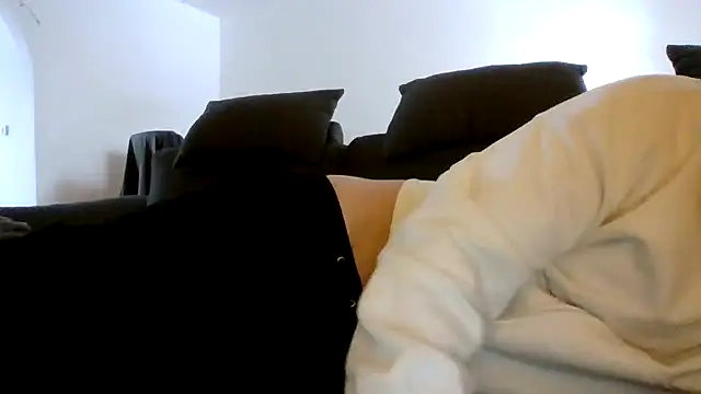 Snapshot of Krasavzi chatting on 12-10-24, 09:23 Krasavzi online show from 12-10-24, 09:23