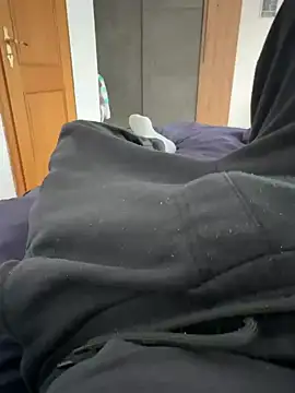 Snapshot of Krasavzi chatting on 02-11-25, 10:59 Krasavzi online show from 02-11-25, 10:59