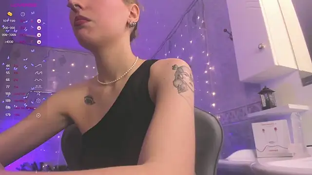 Fire moth online show from 02-02-25, 07:52