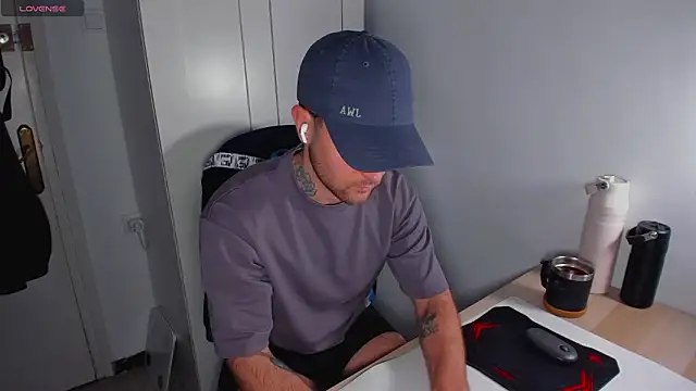 HonestAndrew online show from 03-29-26, 06:52