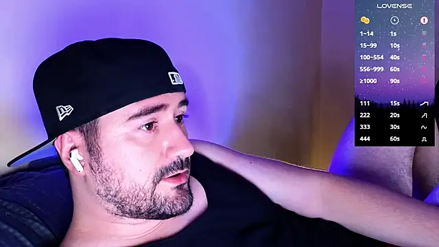 Snapshot of DominantTheo chatting on 02-07-25, 06:14 DominantTheo online show from 02-07-25, 06:14