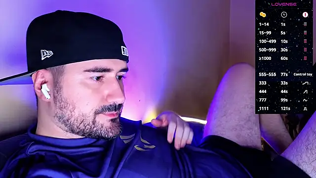 Snapshot of DominantTheo chatting on 03-11-25, 12:54 DominantTheo online show from 03-11-25, 12:54