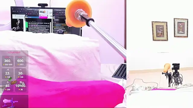 Paulina Davis  online show from 01-25-25, 09:36