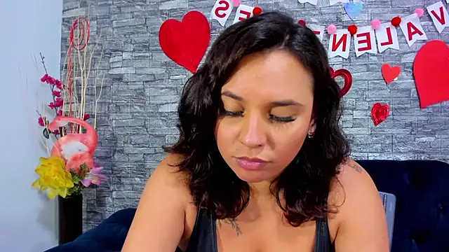 LizzRouse online show from 02-11-25, 12:49