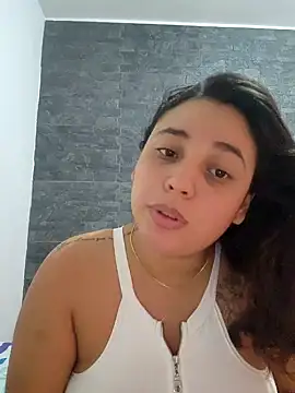 LizzRouse online show from 11-13-25, 06:40