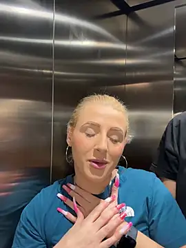 Strongqueen online show from 01-09-25, 09:05