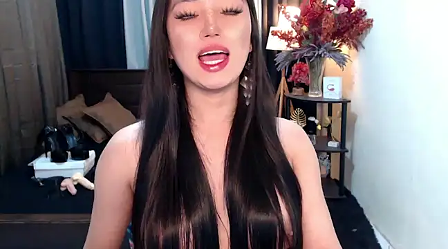 Snapshot of Dhalia_Gomez06 chatting on 02-26-25, 02:03 Dhalia Gomez06 online show from 02-26-25, 02:03