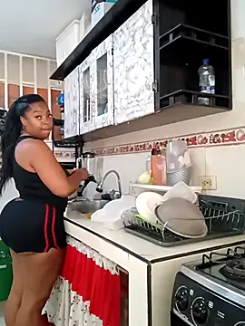 laqquishax online show from 10-21-25, 04:08