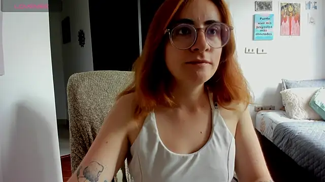 Snapshot of linda_giggle chatting on 12-02-24, 02:19 linda giggle online show from 12-02-24, 02:19