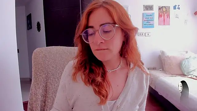 Snapshot of linda_giggle chatting on 12-11-24, 04:42 linda giggle online show from 12-11-24, 04:42