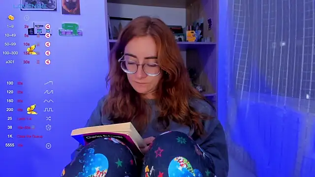 Snapshot of linda_giggle chatting on 02-14-25, 03:33 linda giggle online show from 02-14-25, 03:33