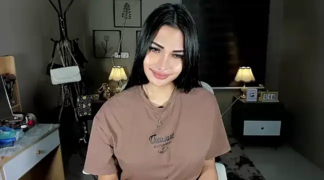 Snapshot of EternityBanks chatting on 01-24-25, 08:11 EternityBanks online show from 01-24-25, 08:11