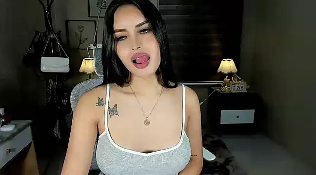 Snapshot of EternityBanks chatting on 02-27-25, 05:34 EternityBanks online show from 02-27-25, 05:34