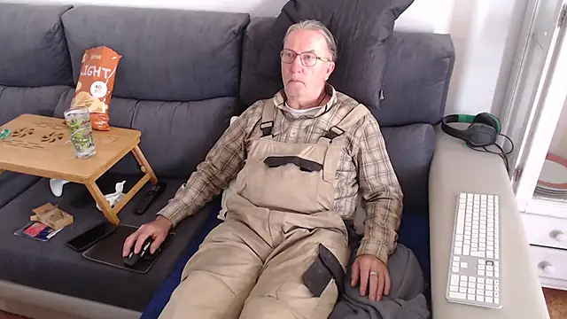 Nudelschwanz online show from 03-10-25, 12:04