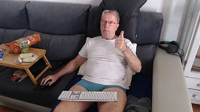 Nudelschwanz online show from 03-11-25, 12:39