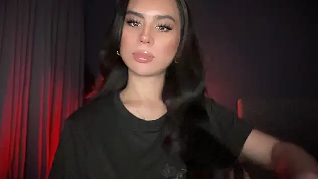 Snapshot of Mistress_supreme chatting on 04-01-26, 04:04 Mistress supreme online show from 04-01-26, 04:04