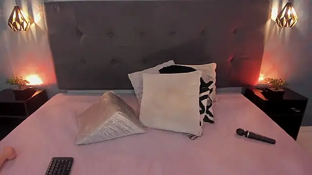 Madisonsmiith online show from 12-28-24, 05:12