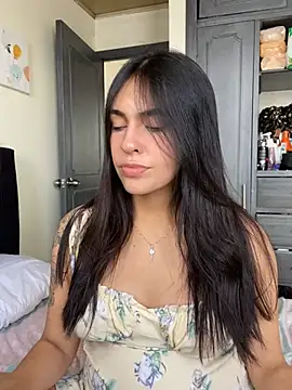 DaphneUwu online show from 02-14-25, 03:05