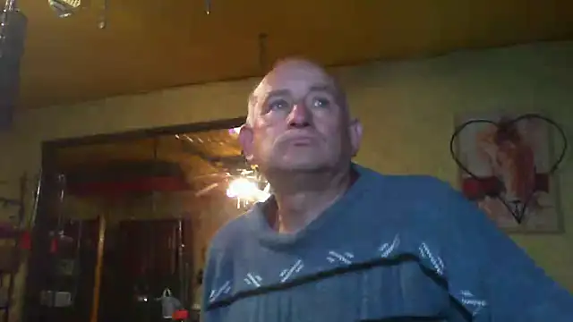 Snapshot of jeanlulu chatting on 09-27-25, 07:52 jeanlulu online show from 09-27-25, 07:52