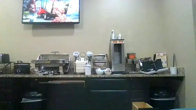 Snapshot of Hornybbw1978 chatting on 02-04-25, 08:02 Hornybbw1978 online show from 02-04-25, 08:02