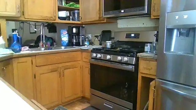 Snapshot of Hornybbw1978 chatting on 02-17-25, 11:31 Hornybbw1978 online show from 02-17-25, 11:31