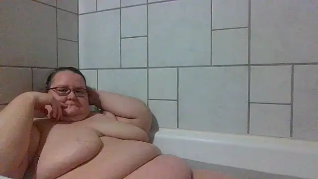 Snapshot of Hornybbw1978 chatting on 03-22-25, 12:04 Hornybbw1978 online show from 03-22-25, 12:04