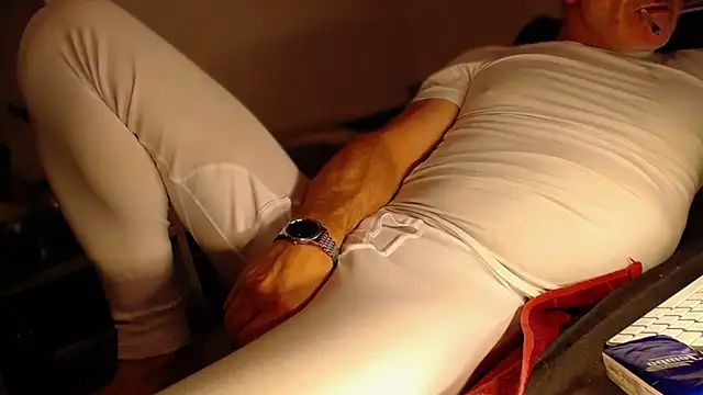 mike30nbg online show from 01-13-25, 07:42