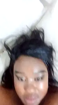 Snapshot of HotAFRICANBEAUTY chatting on 01-23-25, 01:19 HotAFRICANBEAUTY online show from 01-23-25, 01:19