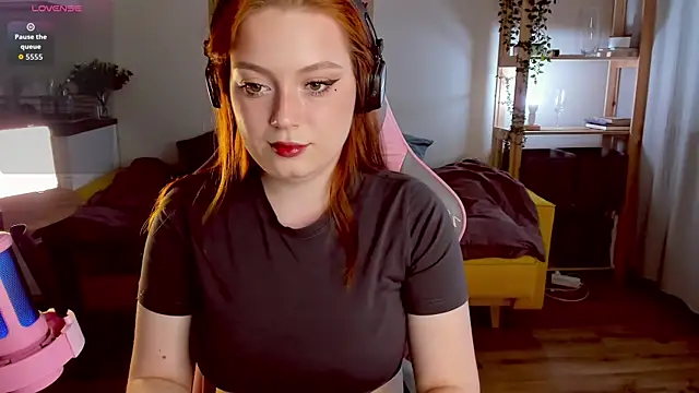 Sofy Benson online show from 09-24-25, 01:58